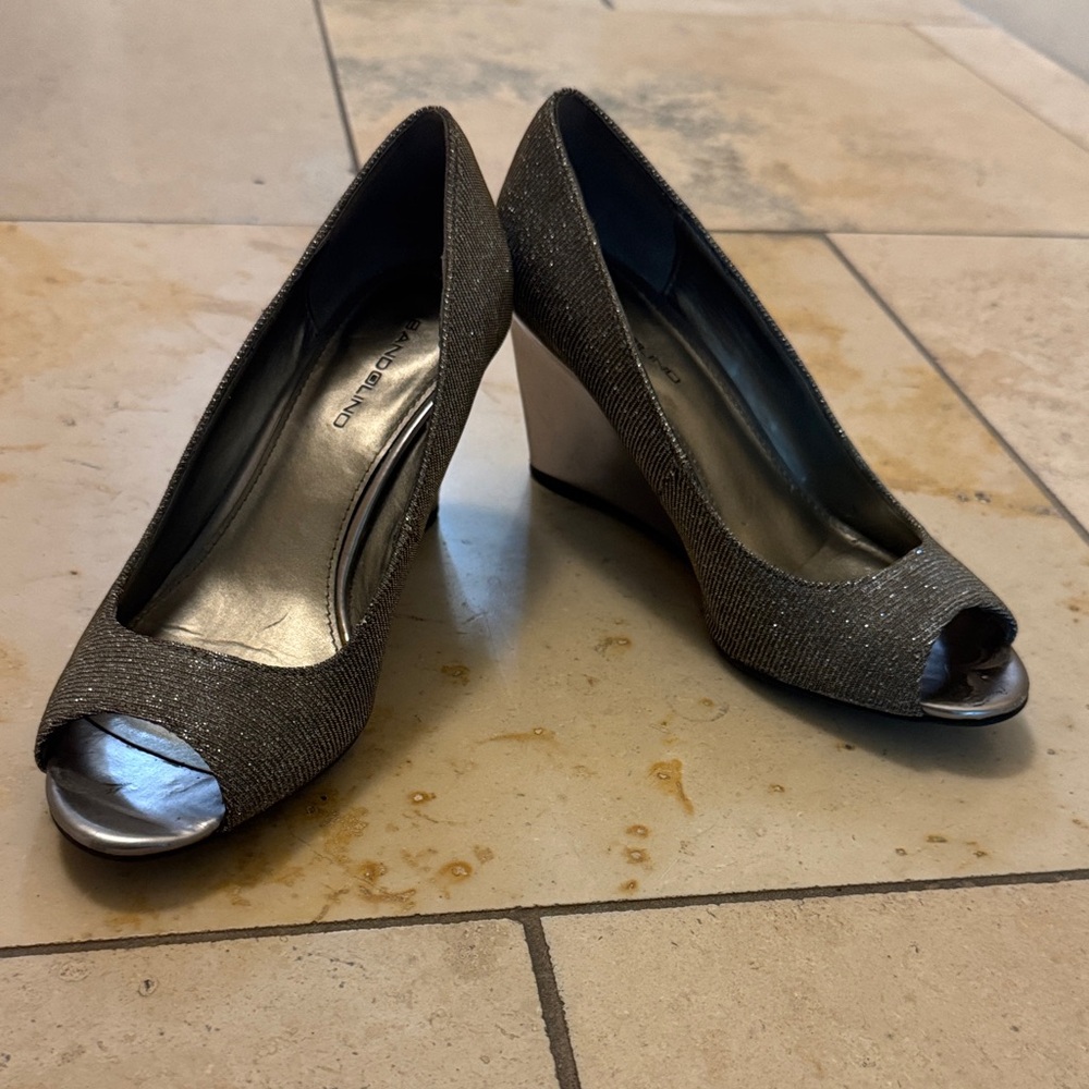 Bandolino Shimmering Silver Peep-Toe Wedges